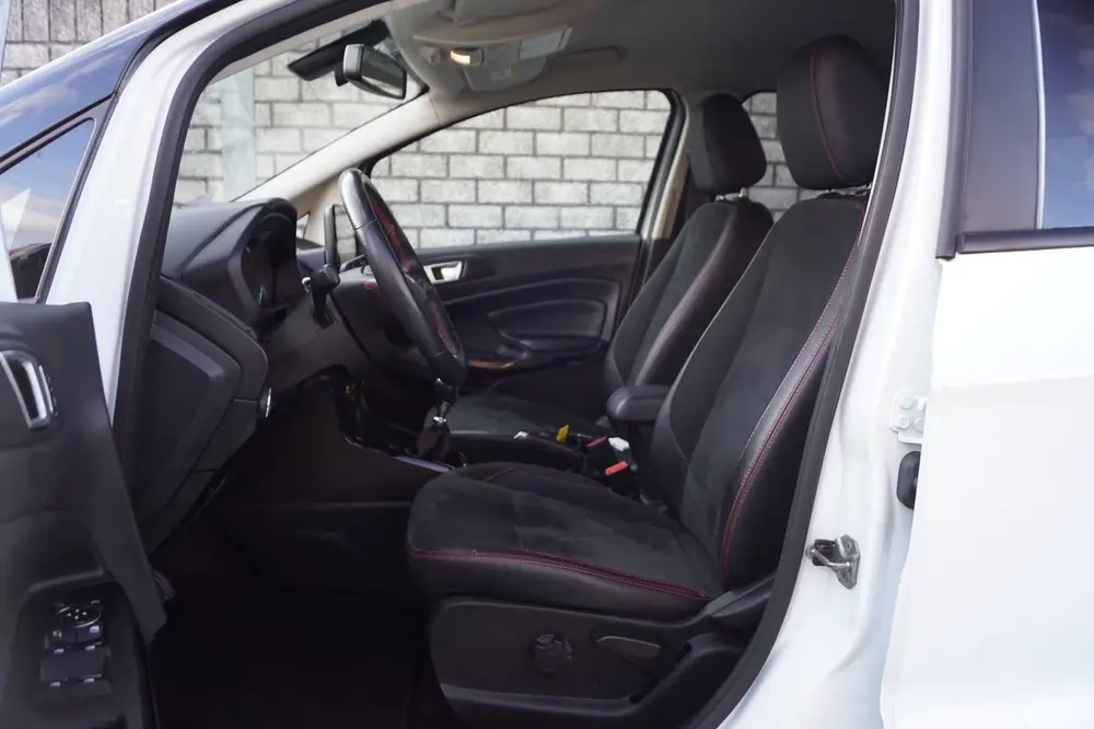 Ford EcoSport 1.0 EcoBoost ST-Line Navi Leder uit 2019, foto 4