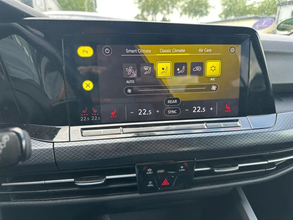 Volkswagen Golf 1.0 TSI Life Business Dealeronderh |Apple ca uit 2021, foto 16
