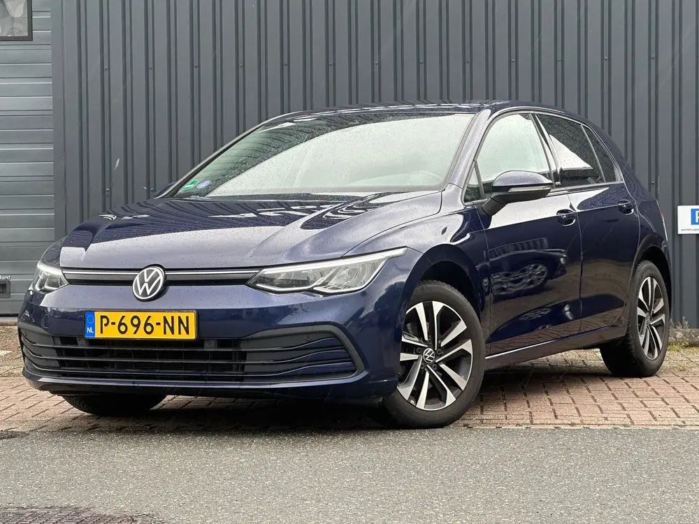 Volkswagen Golf 1.0 TSI Life Business Dealeronderh |Apple ca uit 2021, foto 2