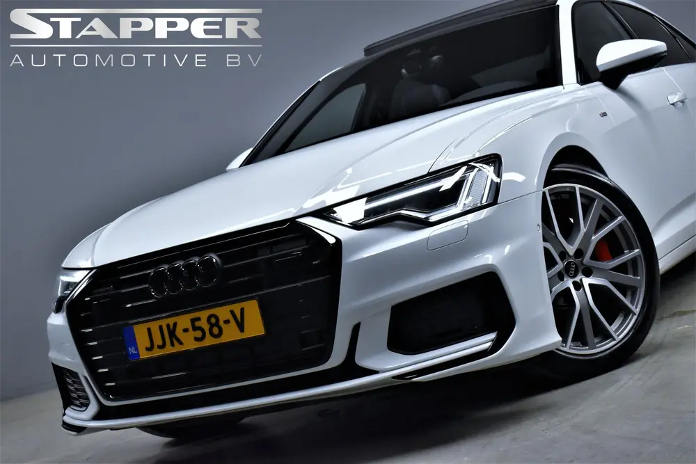 Audi A6 55 TFSI e 367pk Quattro S-Line Competition uit 2022, foto 2