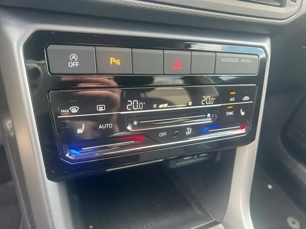 Volkswagen T-Cross 1.0 TSI virtual cockpit, navi, cruise, st uit 2023, foto 16