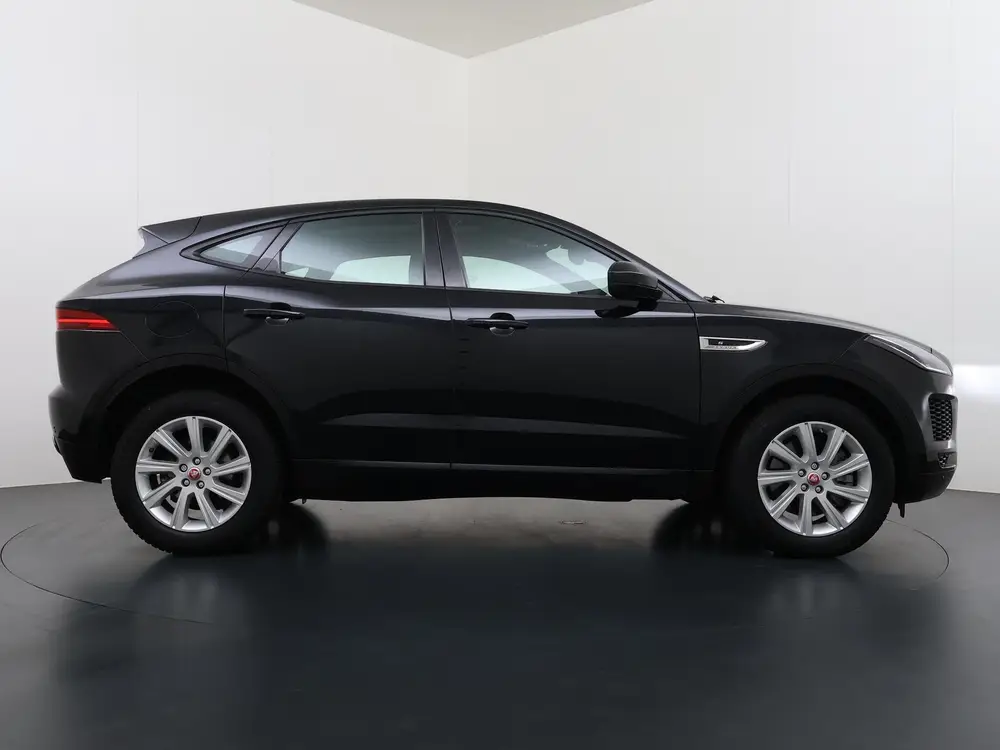 Jaguar E-Pace 2.0 P200 AWD R-Dynamic RIJKLAARPRIJS INCL 12 M uit 2020, foto 9