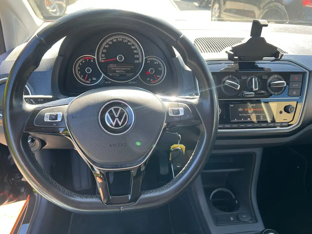 Volkswagen Up! 1.0 airco, sportvelgen, multistuur, elek rame uit 2020, foto 7