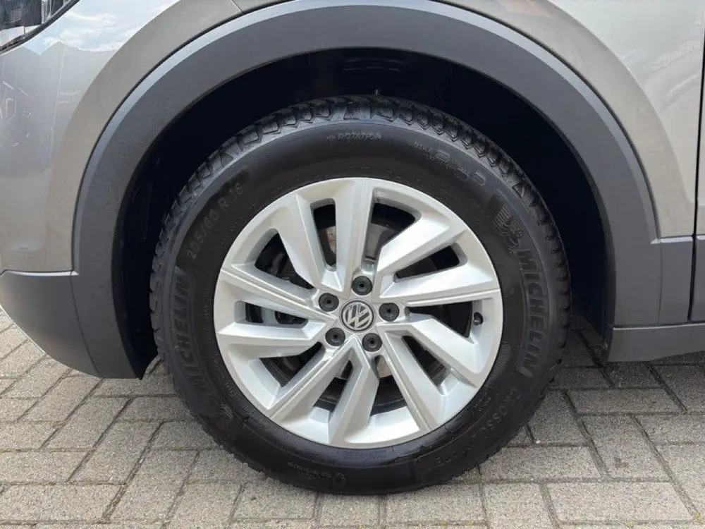 Volkswagen T-CROSS 1.0 TSI LIFE TREKHAAK/CAMERA/ACC/CLIMA/CA uit 2019, foto 9