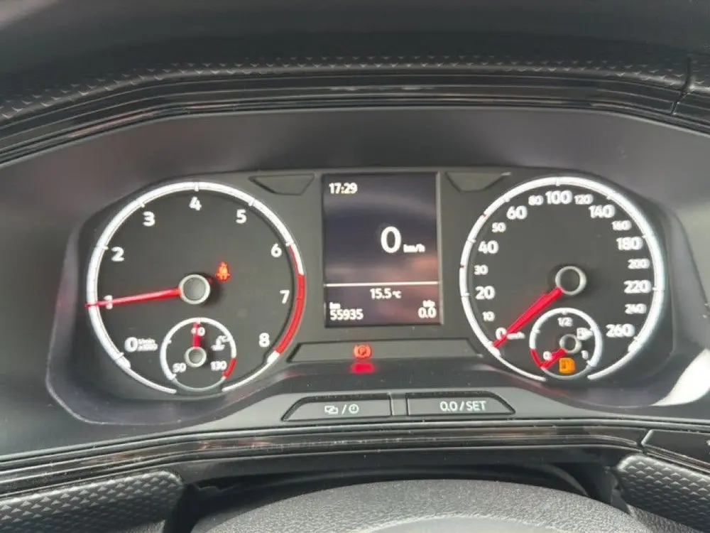 Volkswagen T-CROSS 1.0 TSI LIFE 95PK ACC/STOELVERW/PDC uit 2020, foto 15