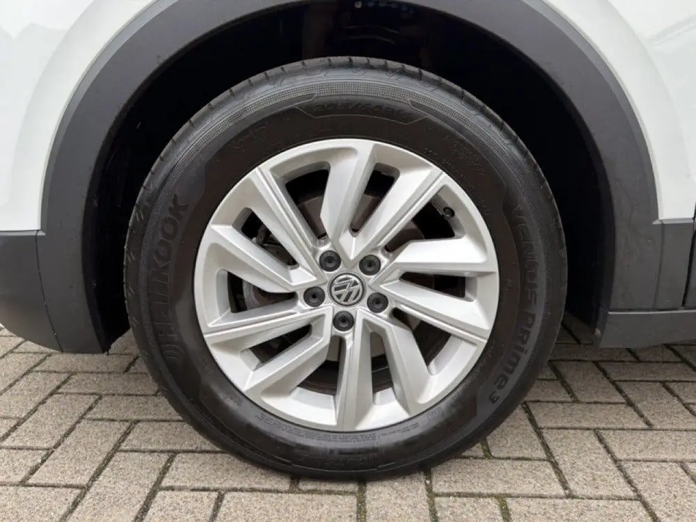 Volkswagen T-CROSS 1.0 TSI LIFE 95PK ACC/STOELVERW/PDC uit 2020, foto 9