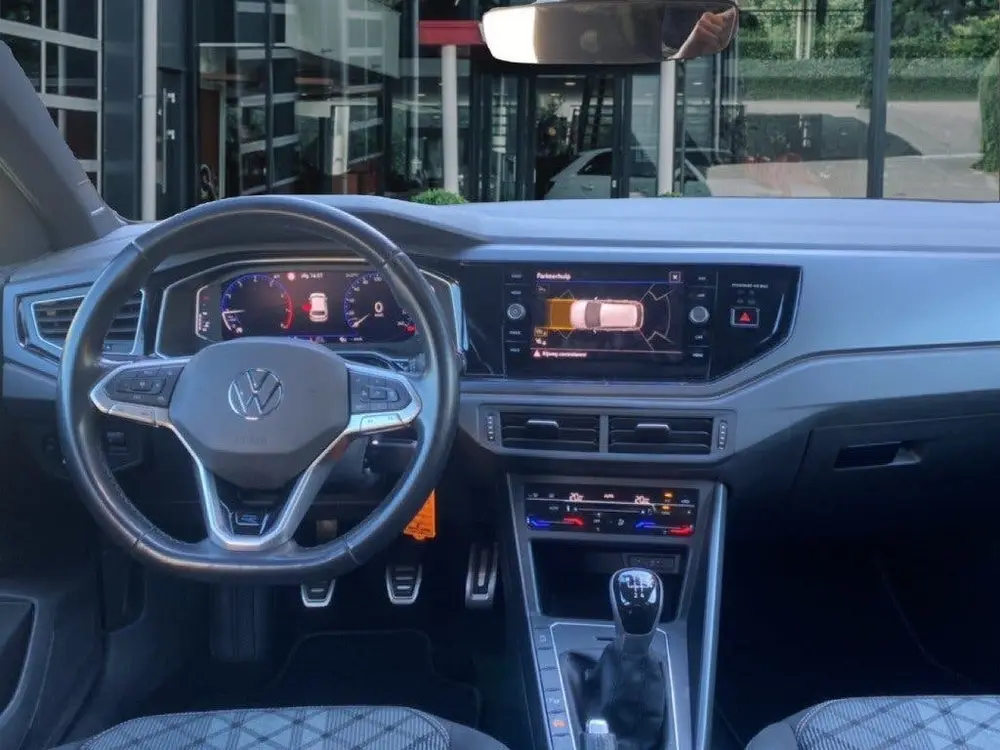 Volkswagen Polo 1.0 TSI R-LINE DIGITALE-COCKPIT/NAVI/CAMERA/ uit 2023, foto 14