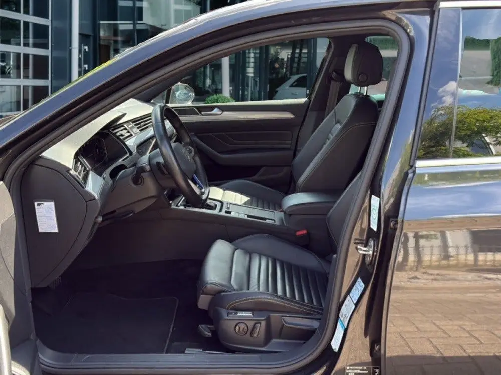Volkswagen PASSAT 1.4 TSI GTE DSG BUSINESS TREKHAAK/LEDER/CA uit 2021, foto 12