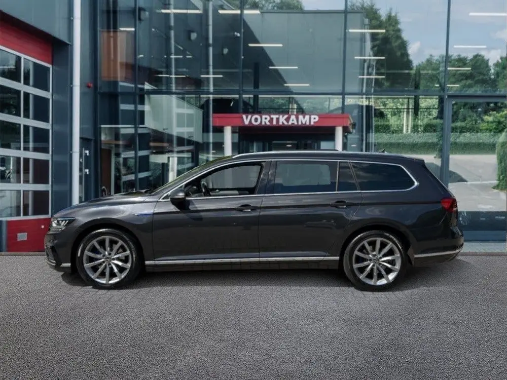 Volkswagen PASSAT 1.4 TSI GTE DSG BUSINESS TREKHAAK/LEDER/CA uit 2021, foto 8