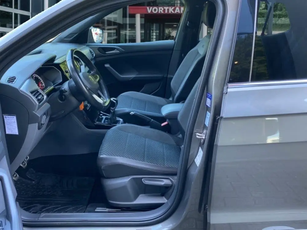 Volkswagen T-CROSS 1.0 TSI R-LINE TREKHAAK/CAMERA/ACC/LED/CA uit 2020, foto 11
