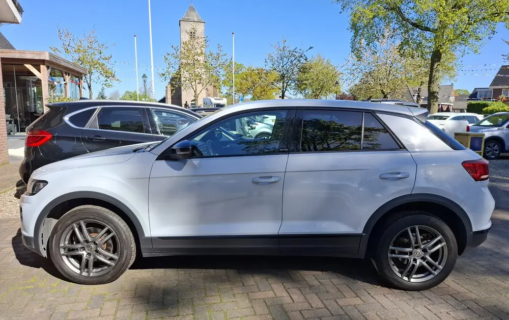 Volkswagen T-Roc 1.0 TSI Style Business metallic grijs. o.a. uit 2021, foto 11