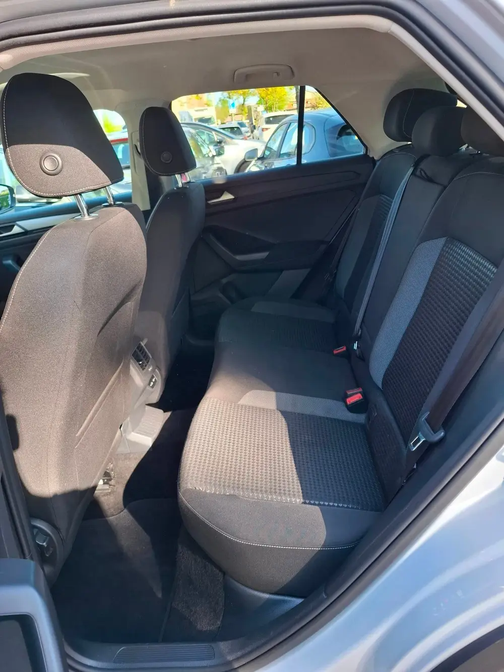 Volkswagen T-Roc 1.0 TSI Style Business metallic grijs. o.a. uit 2021, foto 5