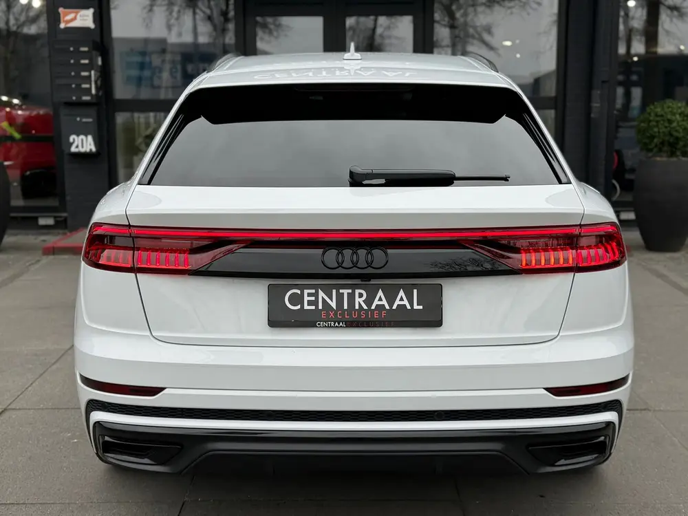 Audi Q8 60 TFSI e quattro Competition ACC uit 2021, foto 5