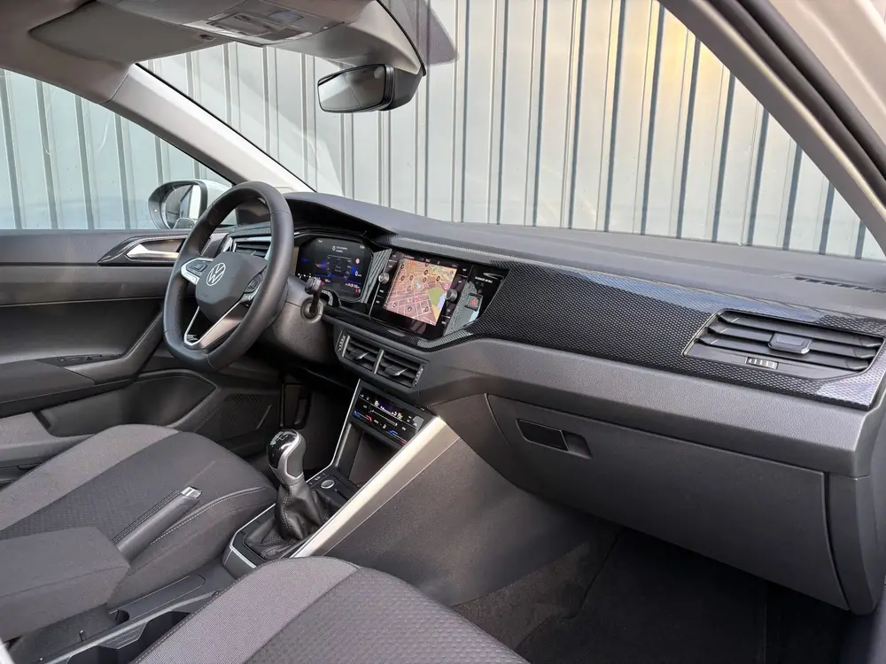 Volkswagen Taigo 1.0 TSI Life Edition | Camera | Keyless | A uit 2025, foto 16