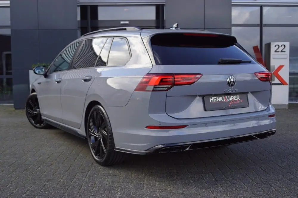 Volkswagen Golf Variant 1.5 eTSI DSG R-Line 150pk /Panodak / uit 2024, foto 2