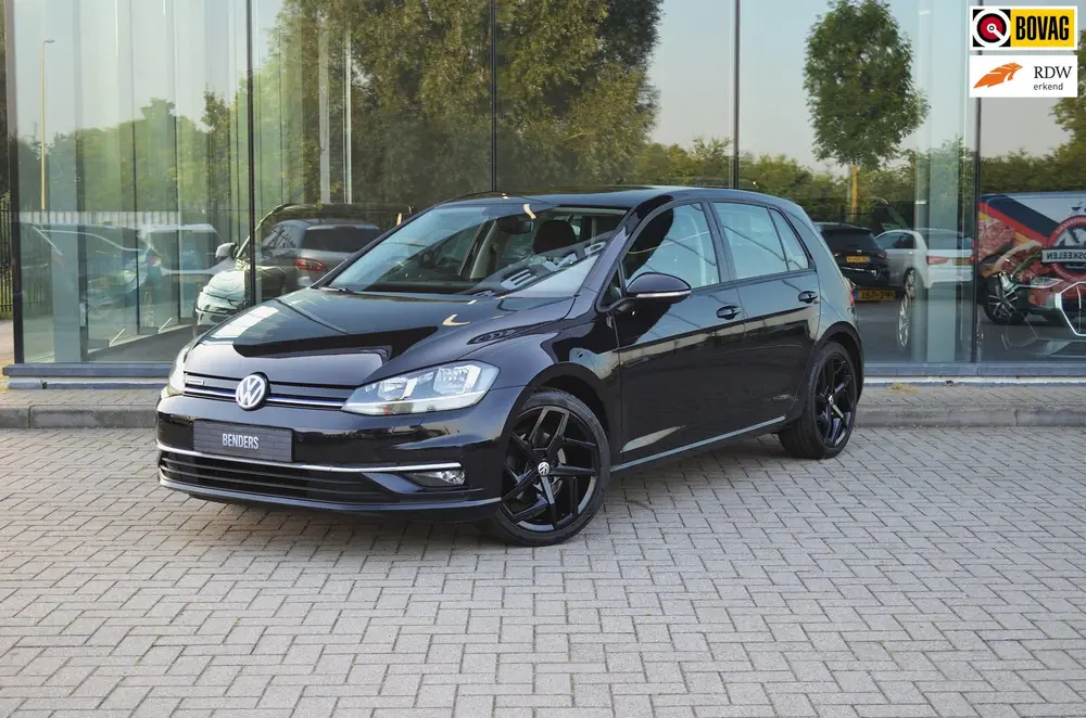 Volkswagen Golf 1.5 TSI Highline | Carplay | Automaat | Crui uit 2019