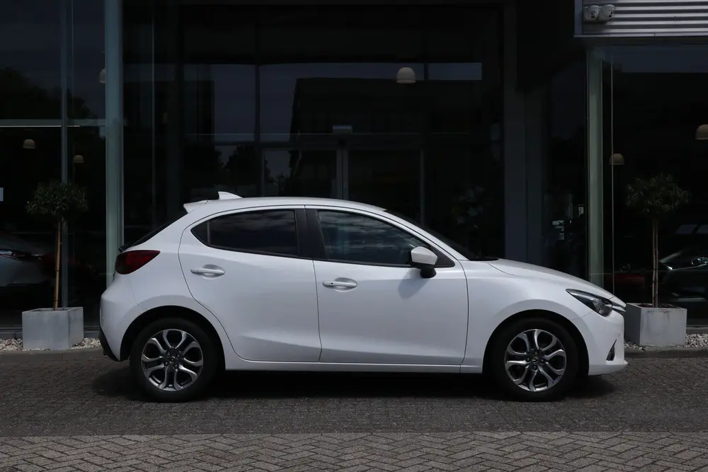 Mazda 2 1.5 Skyactiv-G GT-M Black Suede Camera / Navi / Clim uit 2019, foto 16