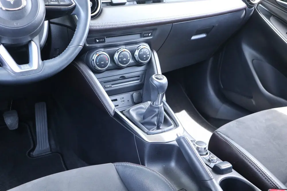 Mazda 2 1.5 Skyactiv-G GT-M Black Suede Camera / Navi / Clim uit 2019, foto 19