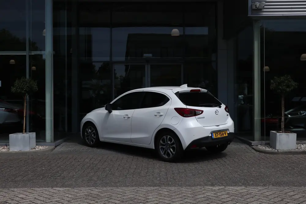 Mazda 2 1.5 Skyactiv-G GT-M Black Suede Camera / Navi / Clim uit 2019, foto 3