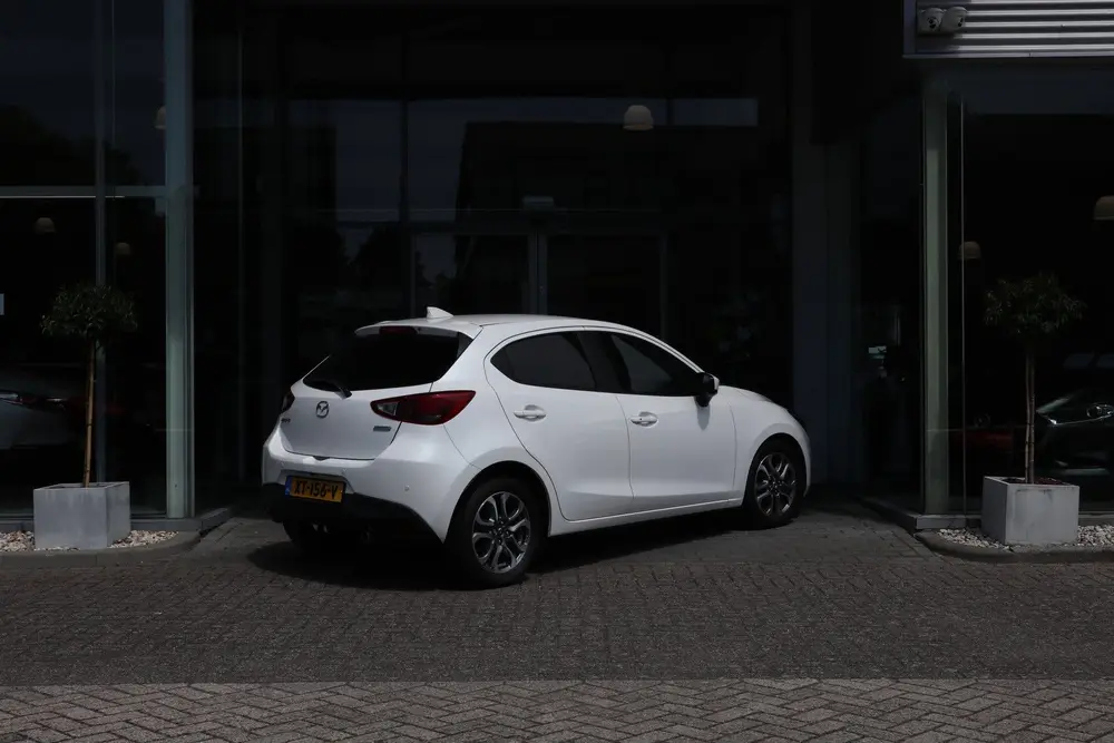 Mazda 2 1.5 Skyactiv-G GT-M Black Suede Camera / Navi / Clim uit 2019, foto 4
