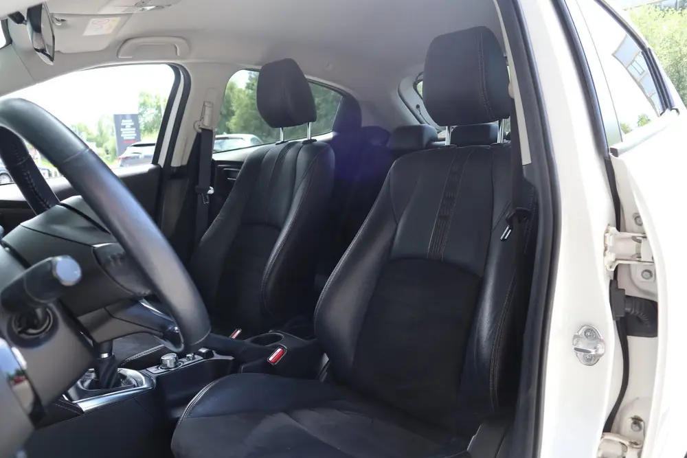 Mazda 2 1.5 Skyactiv-G GT-M Black Suede Camera / Navi / Clim uit 2019, foto 5