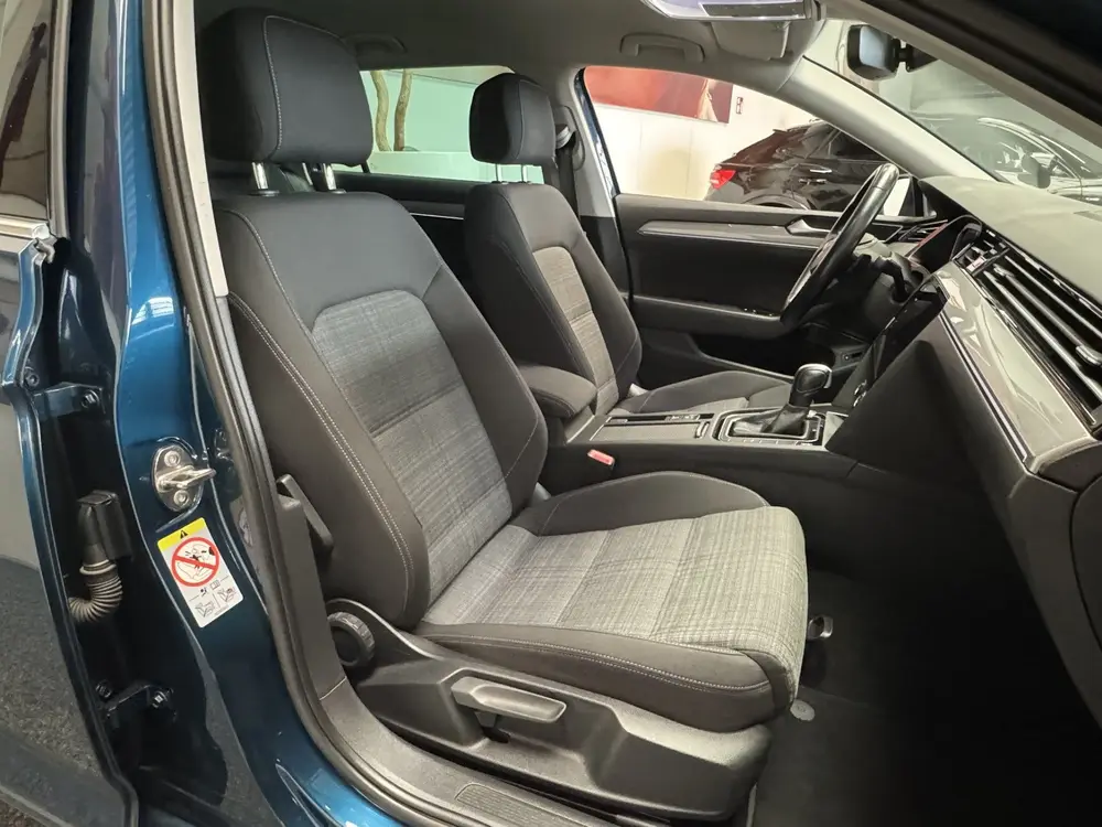 VOLKSWAGEN PASSAT VARIANT 1.5 TSI COMFORTLINE NAVIGATIE ADAP uit 2020, foto 17