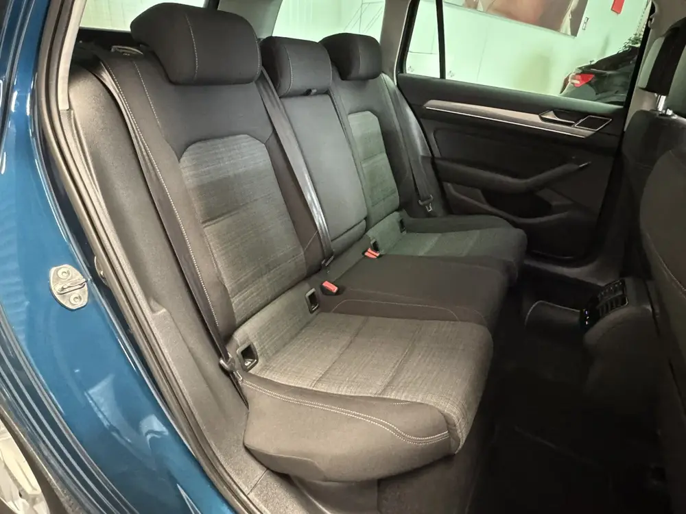 VOLKSWAGEN PASSAT VARIANT 1.5 TSI COMFORTLINE NAVIGATIE ADAP uit 2020, foto 19