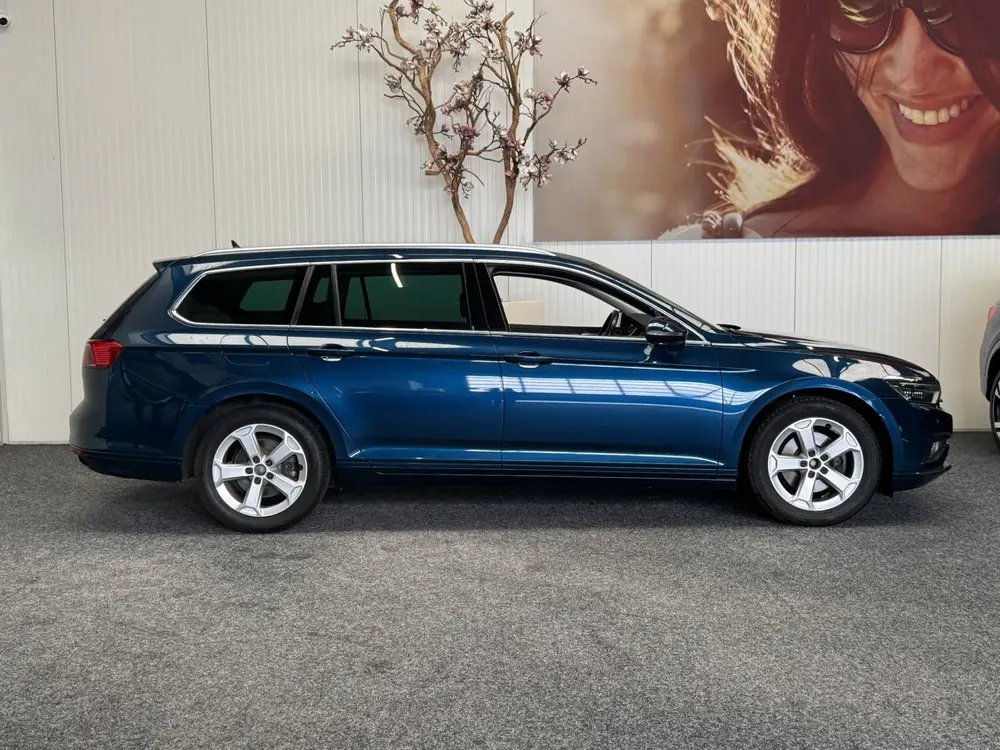 VOLKSWAGEN PASSAT VARIANT 1.5 TSI COMFORTLINE NAVIGATIE ADAP uit 2020, foto 9