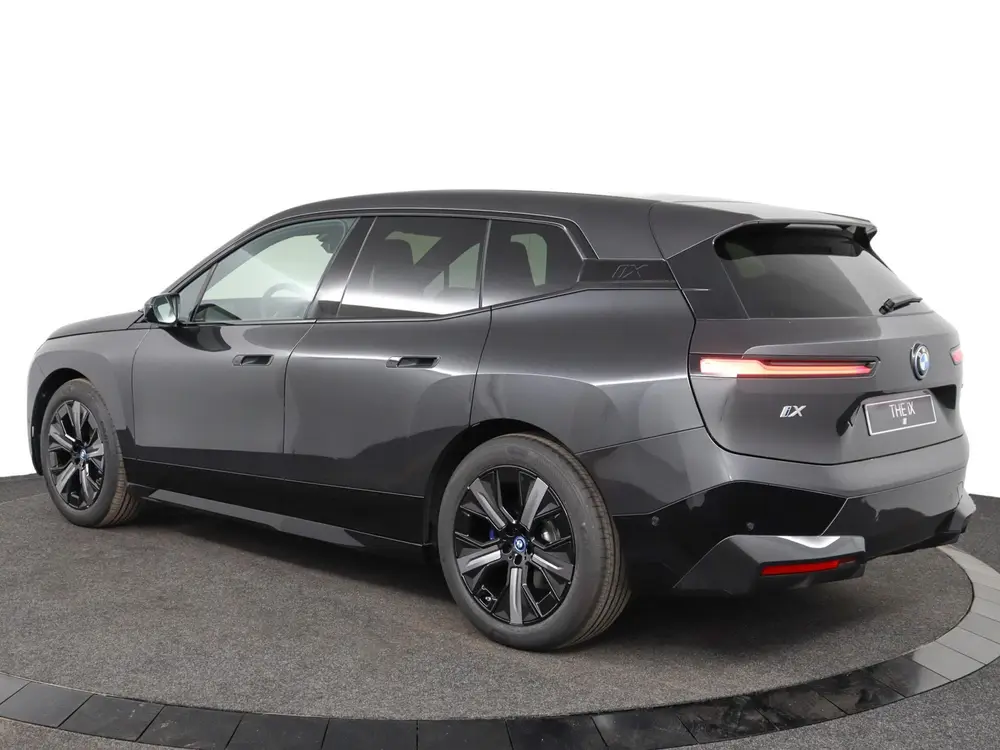 BMW iX xDrive40 uit 2026, foto 5