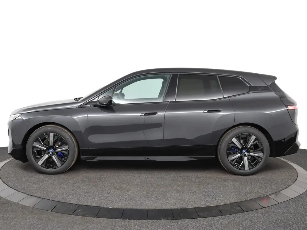BMW iX xDrive40 uit 2026, foto 7