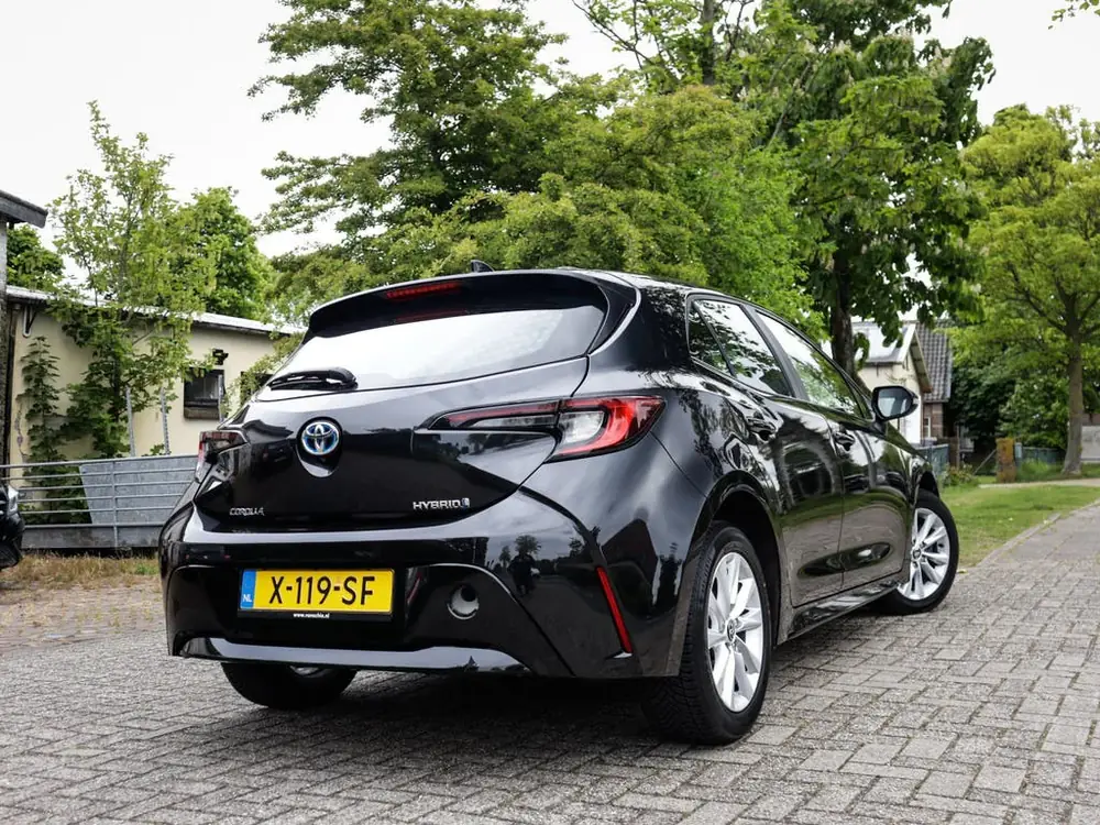 Toyota Corolla Hybrid 140 Active 1e-Eig. & Keurig-Onderh BOV uit 2024, foto 2