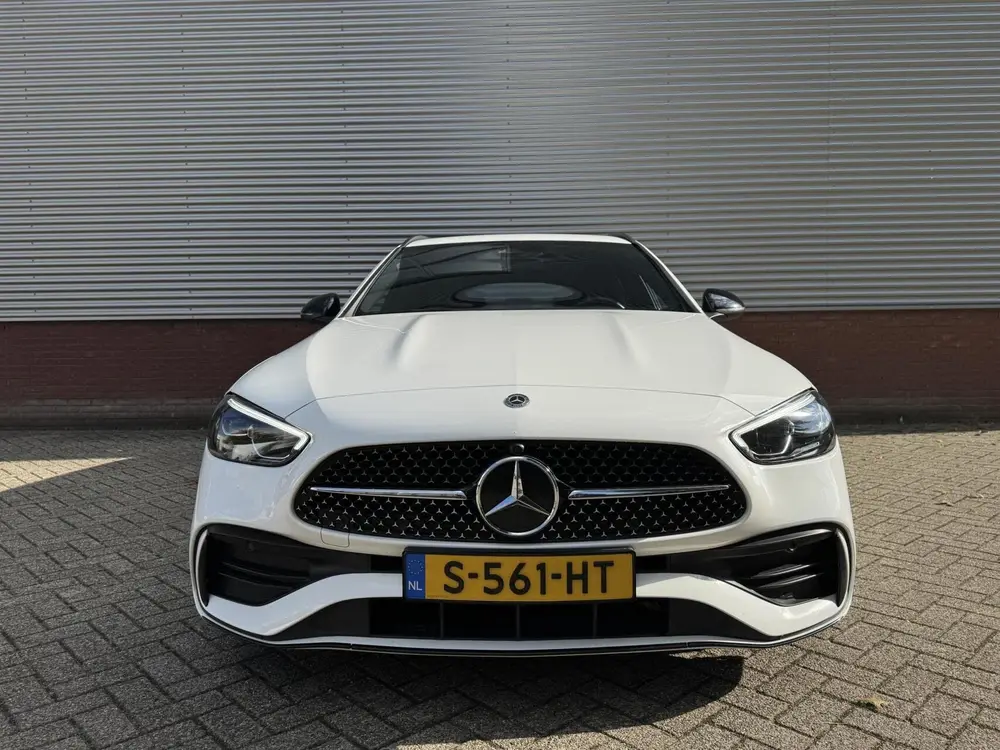 Mercedes-Benz C-Klasse 200 AMG Line uit 2021, foto 4