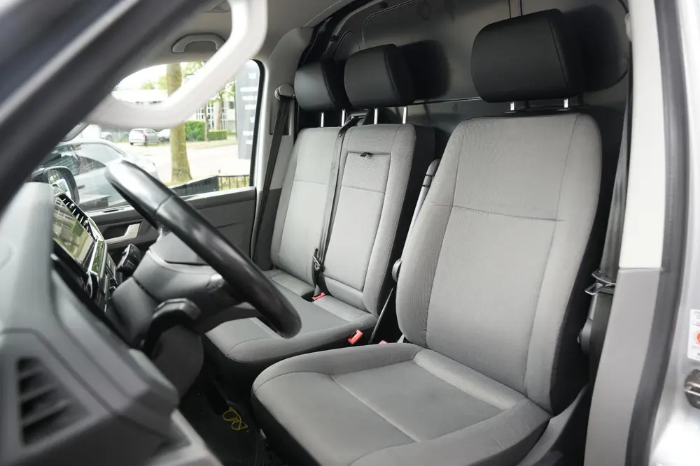 Volkswagen Transporter 2.0 TDI L1H1 4Motion Edition | Automa uit 2022, foto 4