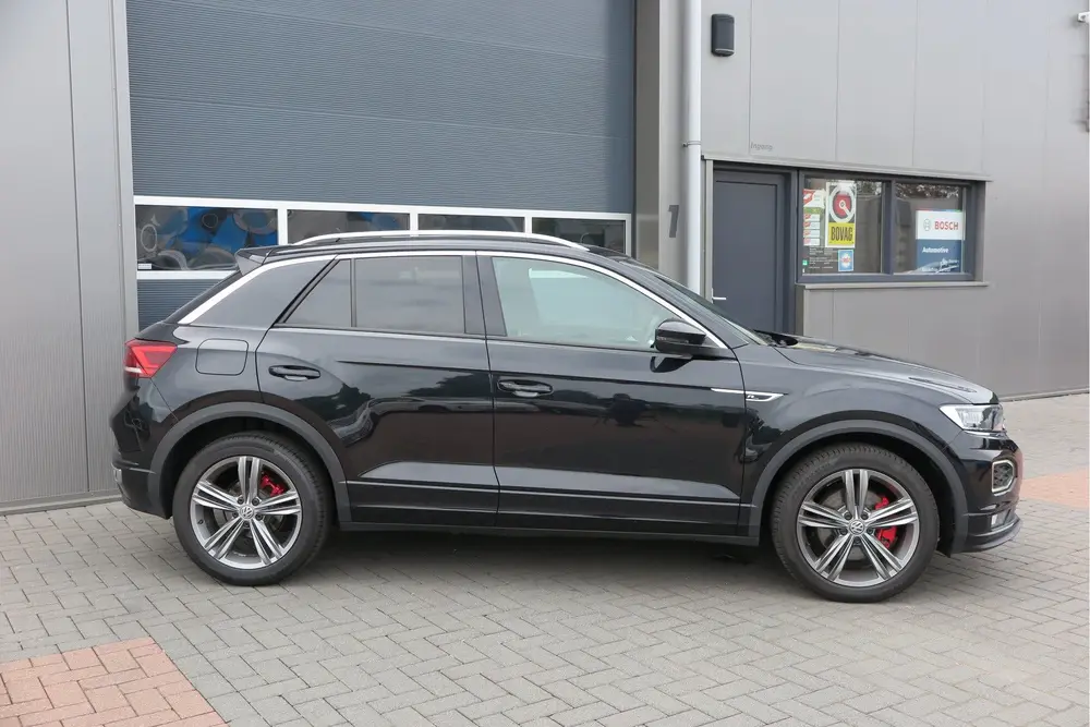 Volkswagen T-Roc 1.5 TSI 150pk DSG Sport Business R-Line , P uit 2019, foto 19