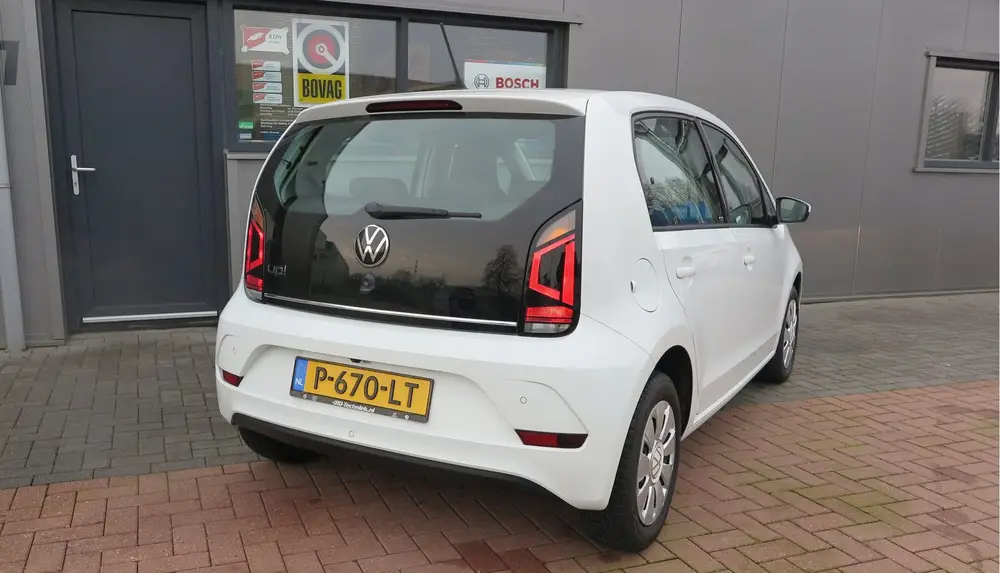 Volkswagen Up! 1.0 49kw 66pk Active, Cruisecontrol , Stoelve uit 2021, foto 15