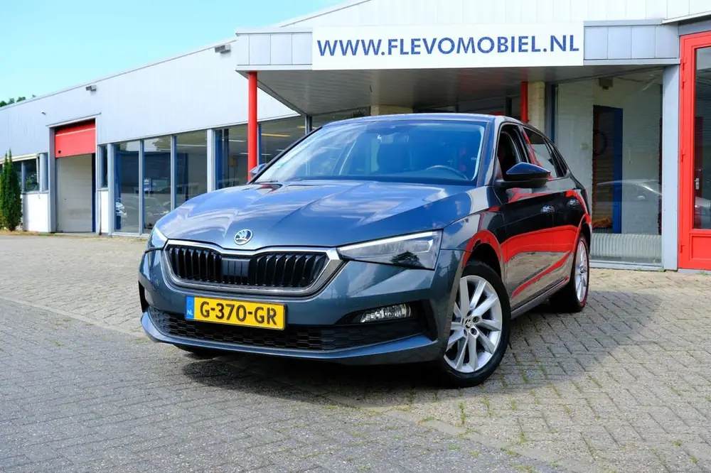 Skoda Scala 1.0 TSI First Edition Clima|CarPlay|LMV uit 2019