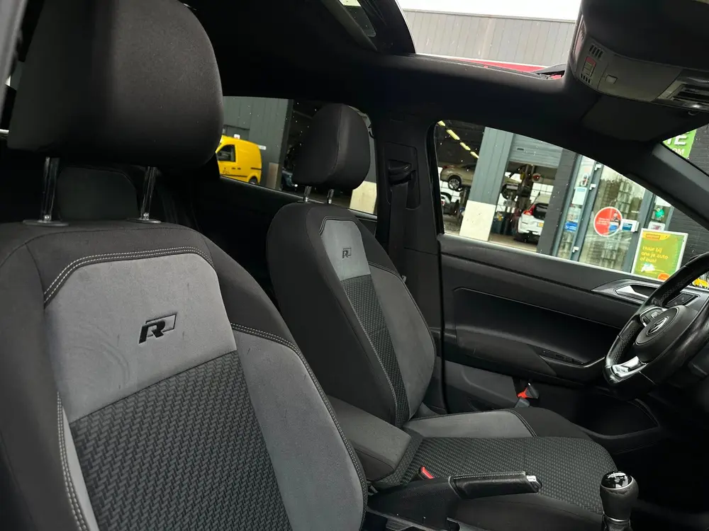 Volkswagen Polo 1.0 TSI Highline Business R-LINE/Digital Coc uit 2021, foto 12