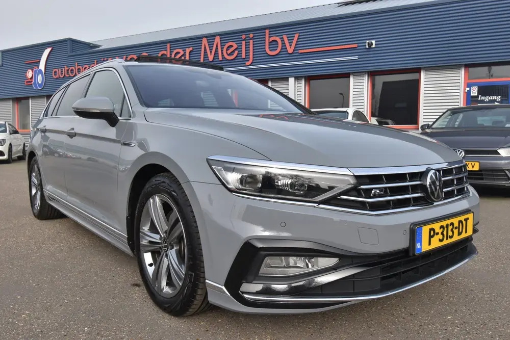 Volkswagen Passat Variant 1.5 TSI R-Line Business + , VIRTUA uit 2022