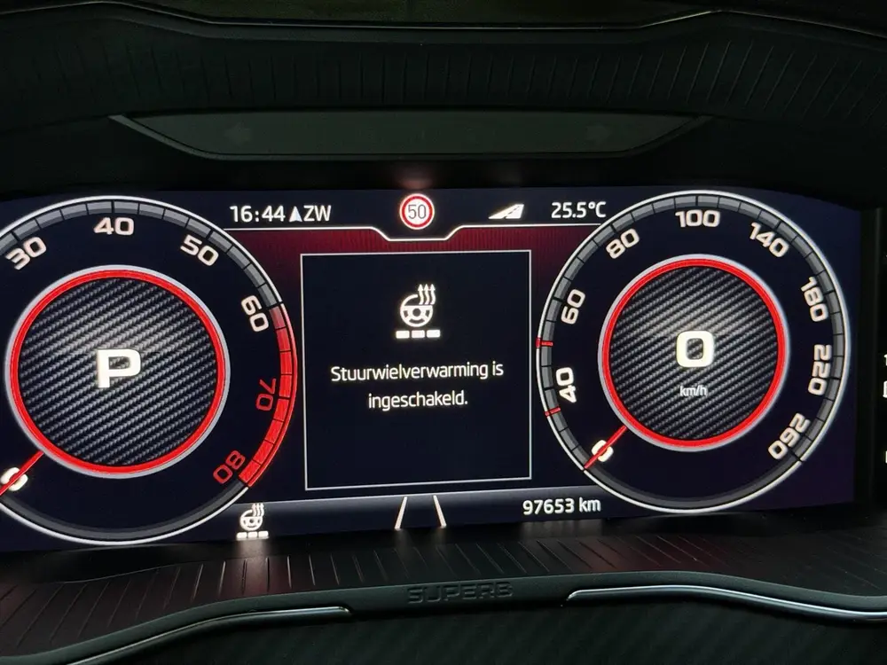 Skoda Superb 1.5 TSI ACT Sportline Business Automaat uit 2021, foto 12