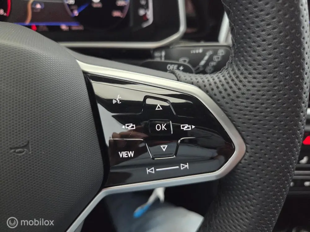 Volkswagen T-Roc 1.5 TSI Automaat R-Line nwmodel|led|nav|bli uit 2022, foto 15