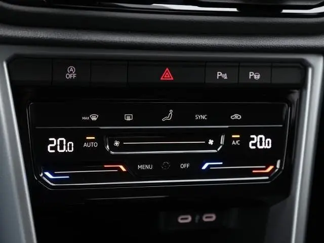 Volkswagen T-Roc 1.5 TSI Life Edition 150 pk DSG | NL-Auto | uit 2025, foto 18