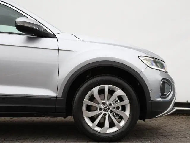 Volkswagen T-Roc 1.5 TSI Life Edition 150 pk DSG | NL-Auto | uit 2025, foto 5