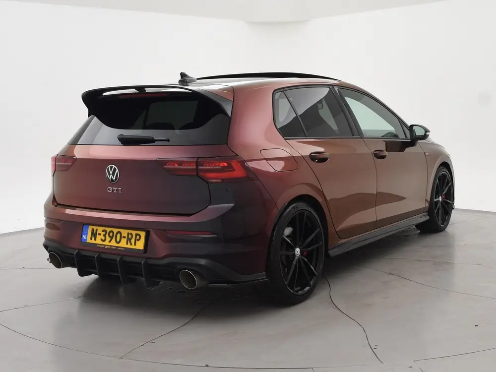 Volkswagen Golf 8 2.0 TSI GTI CLUBSPORT 300 PK MILLTEK | PAN uit 2021, foto 2