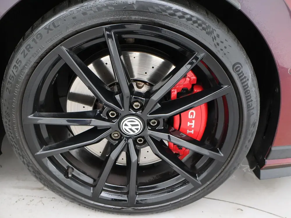 Volkswagen Golf 8 2.0 TSI GTI CLUBSPORT 300 PK MILLTEK | PAN uit 2021, foto 20