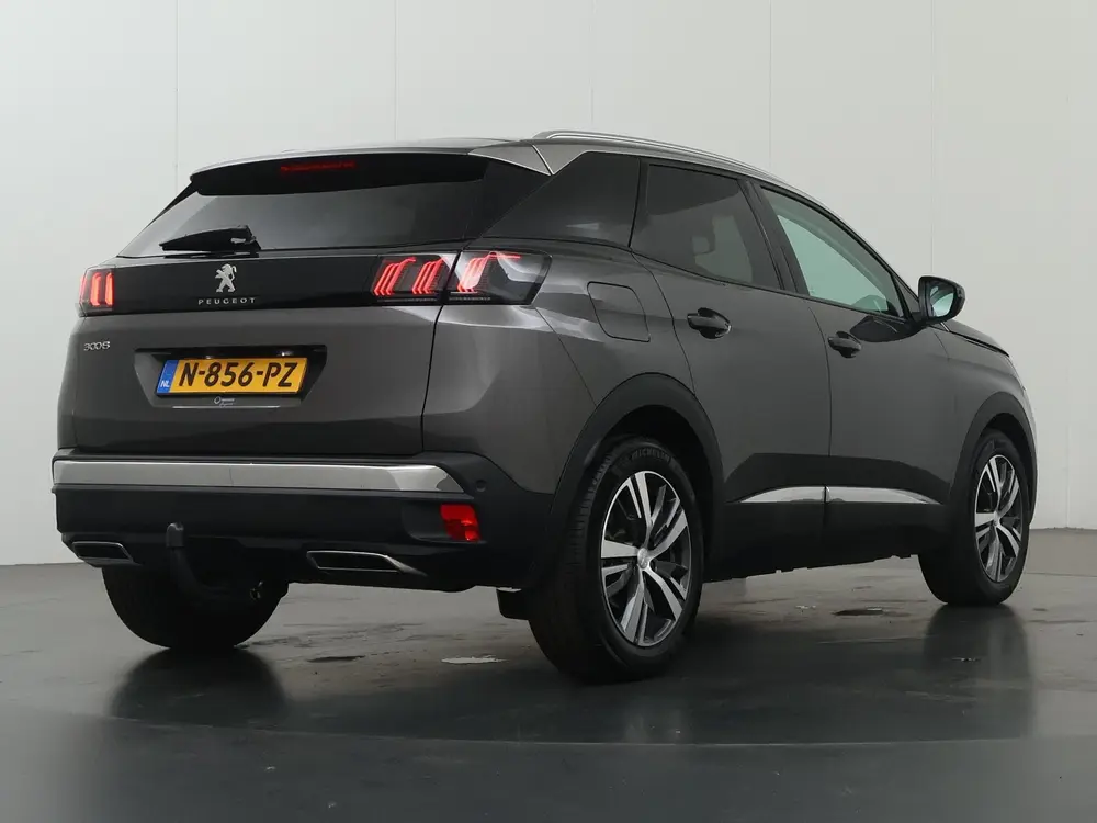 Peugeot 3008 1.2 PureTech Allure Pack uit 2021, foto 2