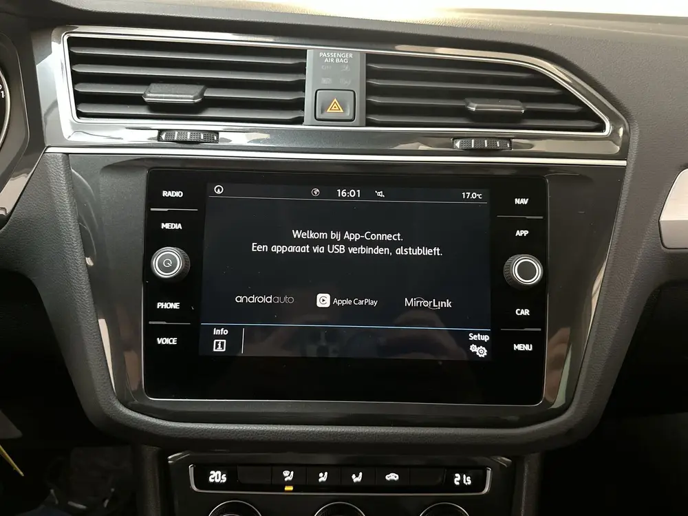 Volkswagen Tiguan 1.5 TSI 150pk DSG ACT Comfortline Business uit 2019, foto 11