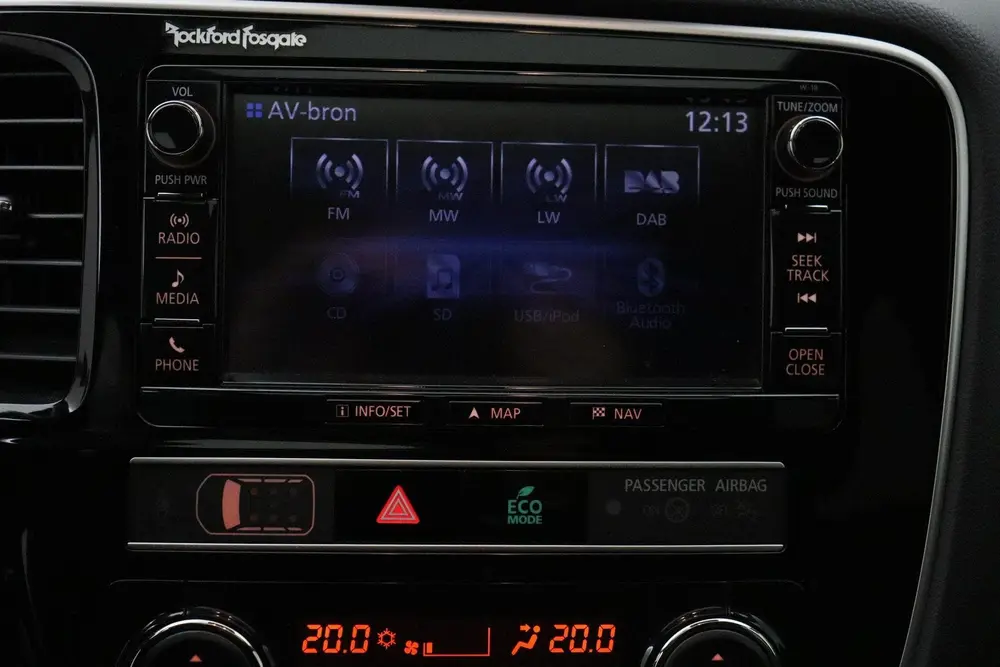 Mitsubishi Outlander 2.4 PHEV S-Edition 4WD 2019 | Navigatie uit 2019, foto 13