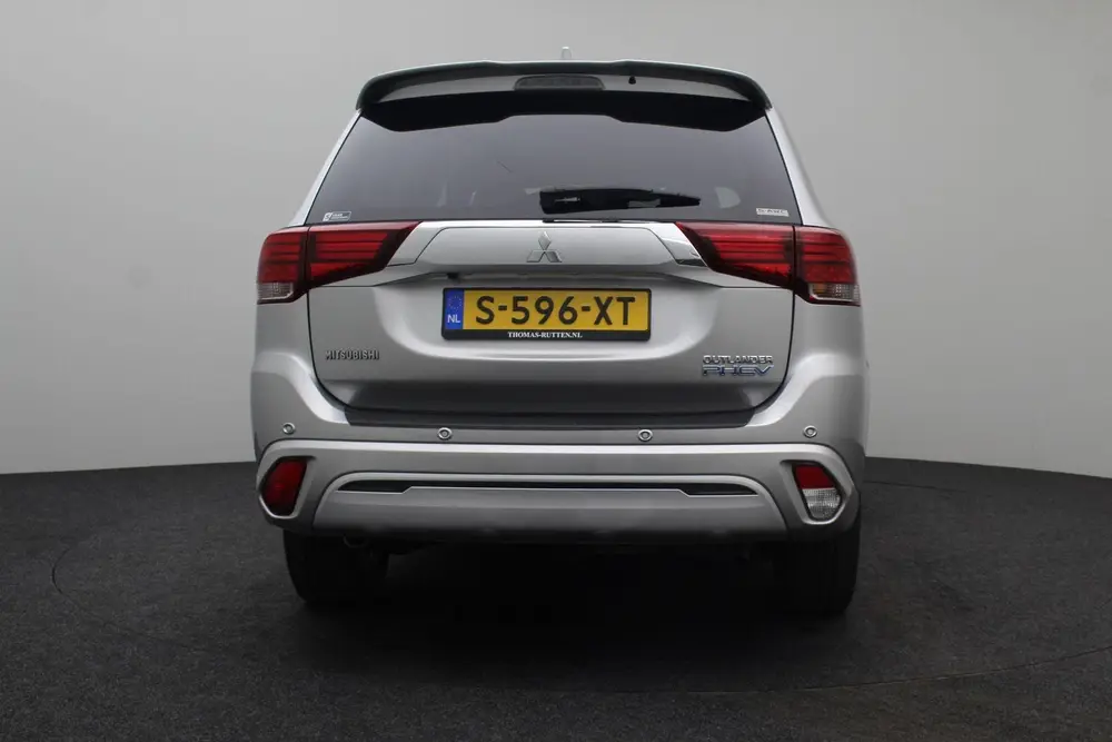Mitsubishi Outlander 2.4 PHEV S-Edition 4WD 2019 | Navigatie uit 2019, foto 14