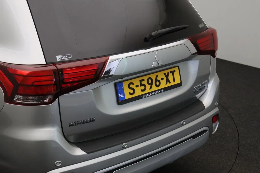 Mitsubishi Outlander 2.4 PHEV S-Edition 4WD 2019 | Navigatie uit 2019, foto 8
