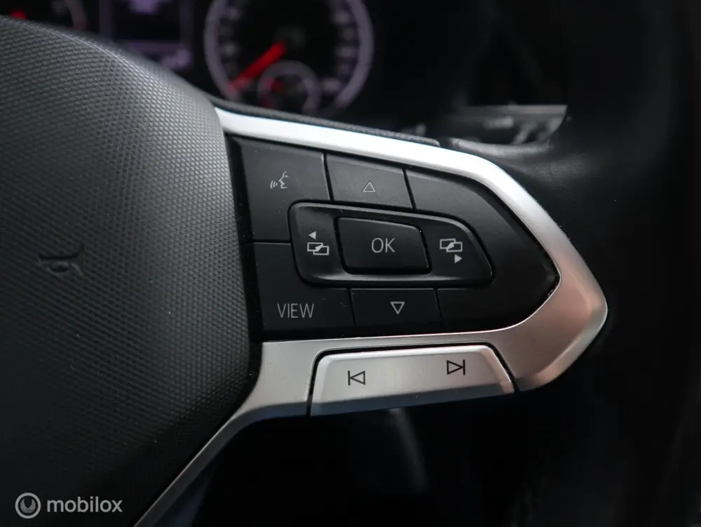Volkswagen T-Cross 1.0 TSI Life NaviCarplay|Adaptive Cruise| uit 2021, foto 14